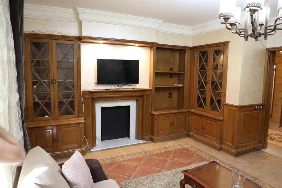 Communal lounge/ TV room, TV and multimedia, Living room, Seating area