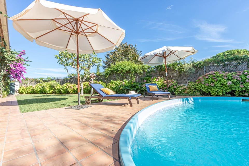 Patio, Swimming pool