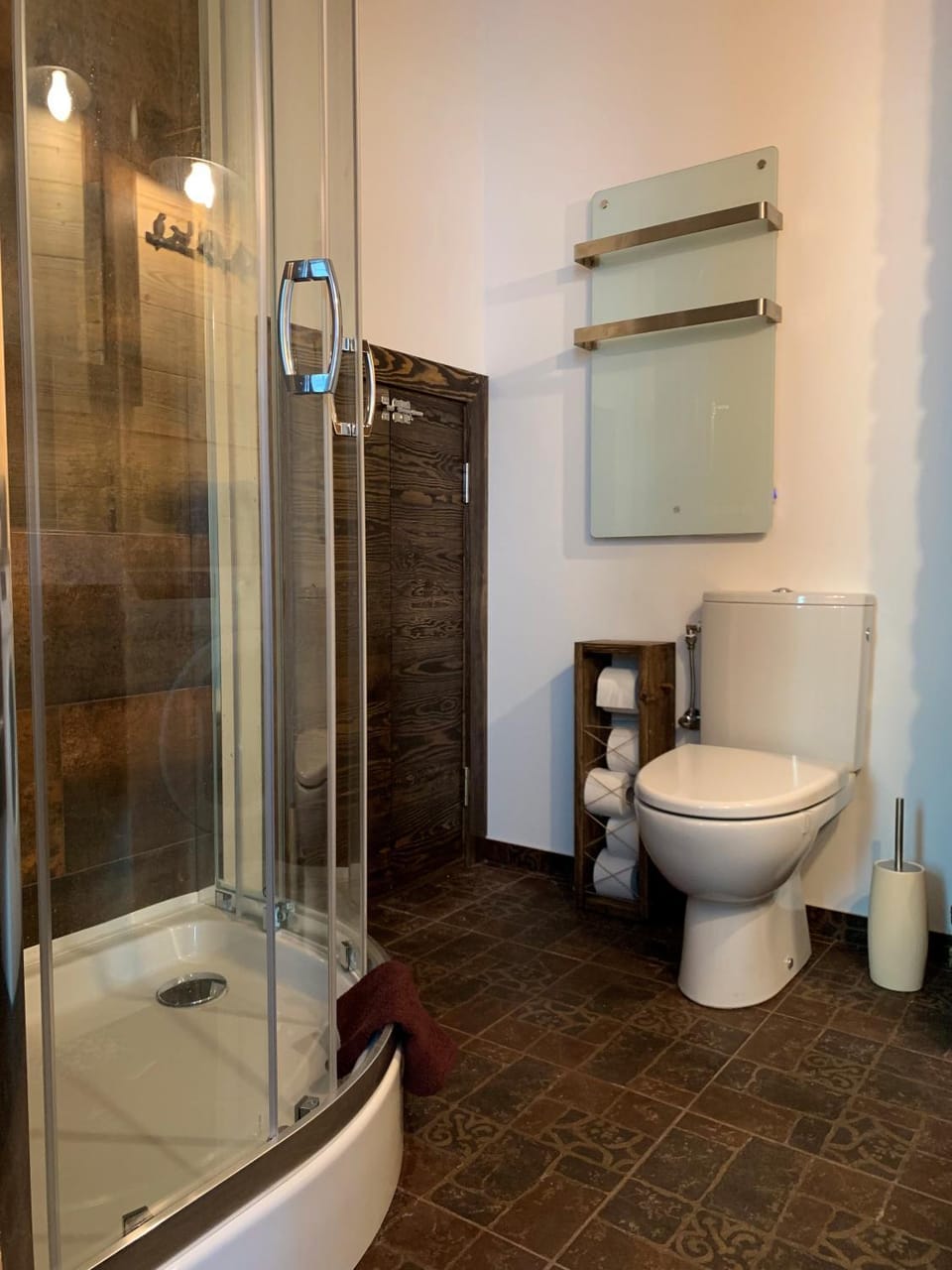 Shower, Toilet, Bathroom, towels