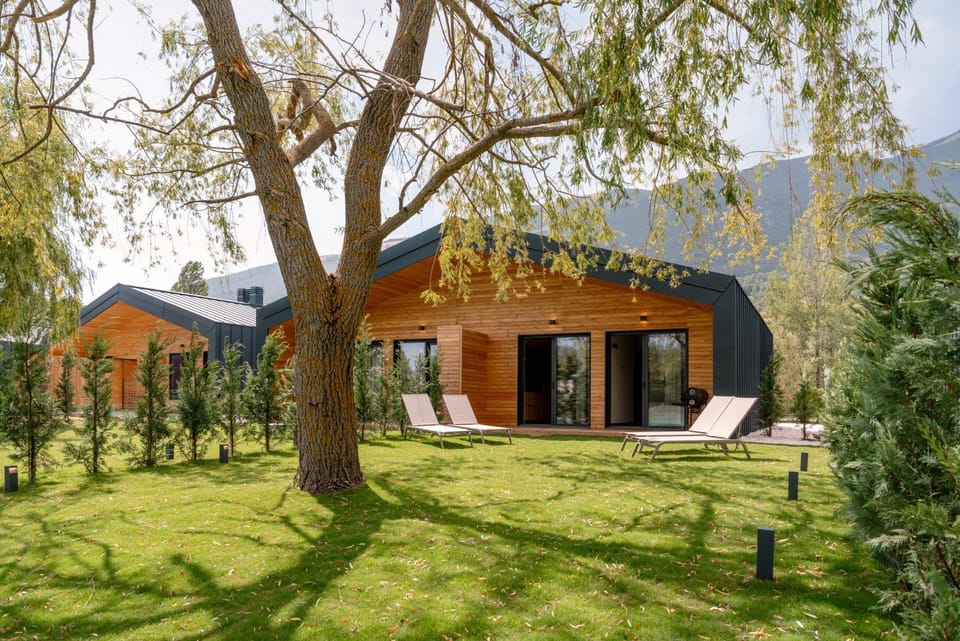 Property building, Garden view