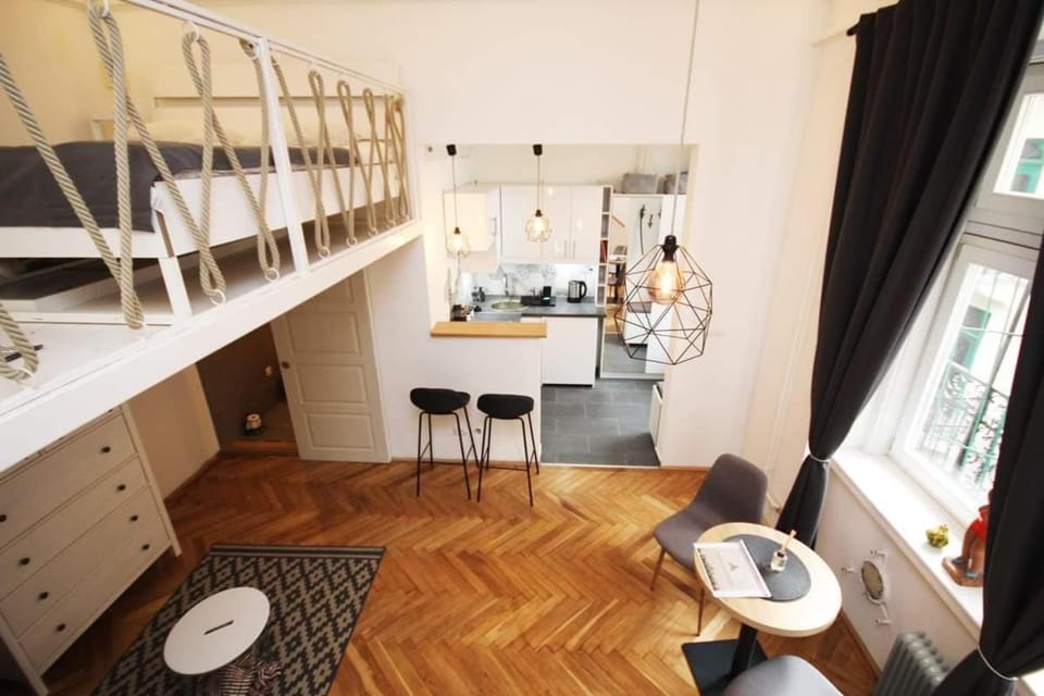Lovely downtown home in Budapest Apartment in Budapest