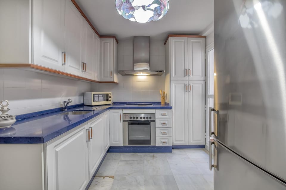 Kitchen or kitchenette, minibar, pet friendly, stove