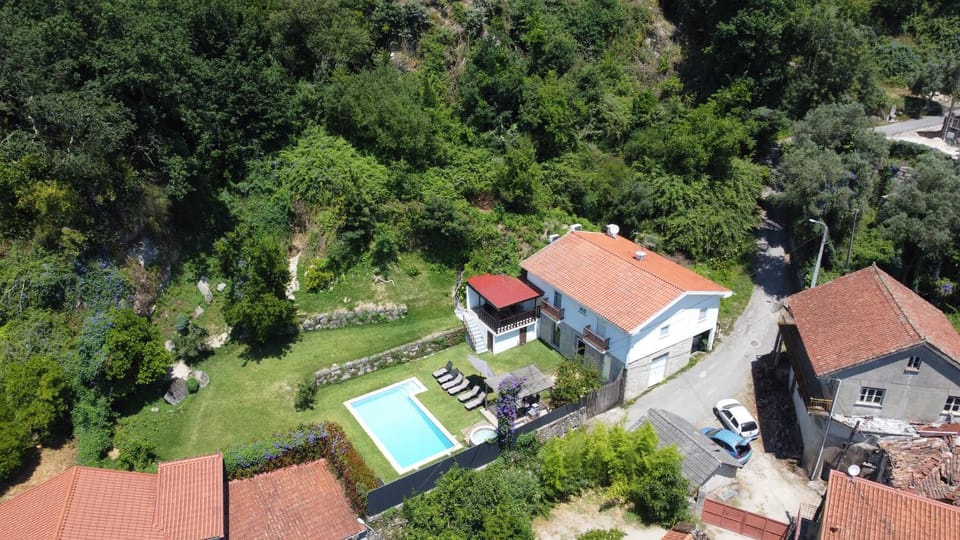 Casa da Pontelha by Gerês Casas Villa in Viana do Castelo District, Portugal