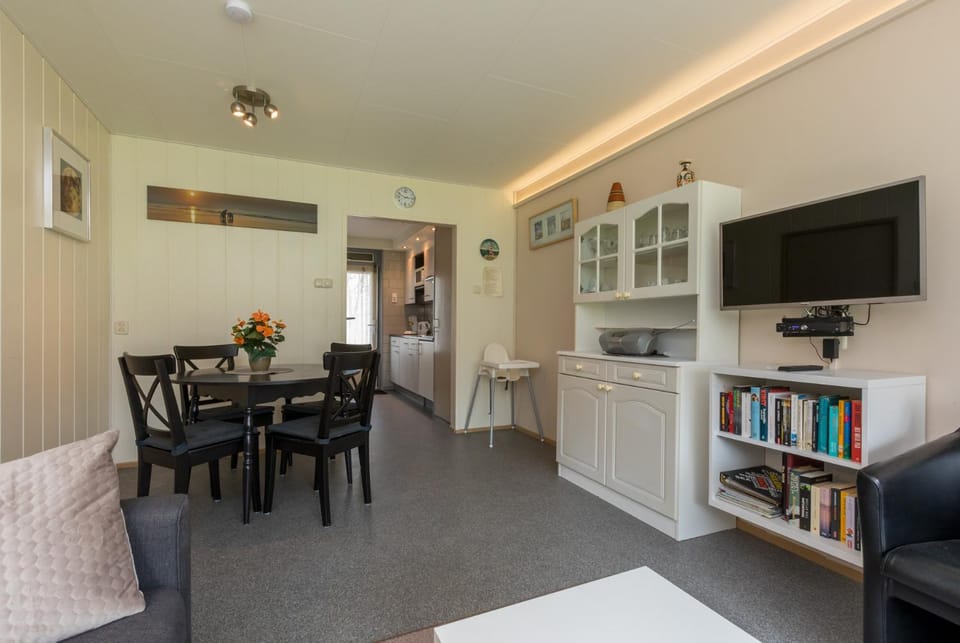 Welcome in - Appartement dichtbij het strand, met fietsenberging en ruim terras Apartment in Vlissingen