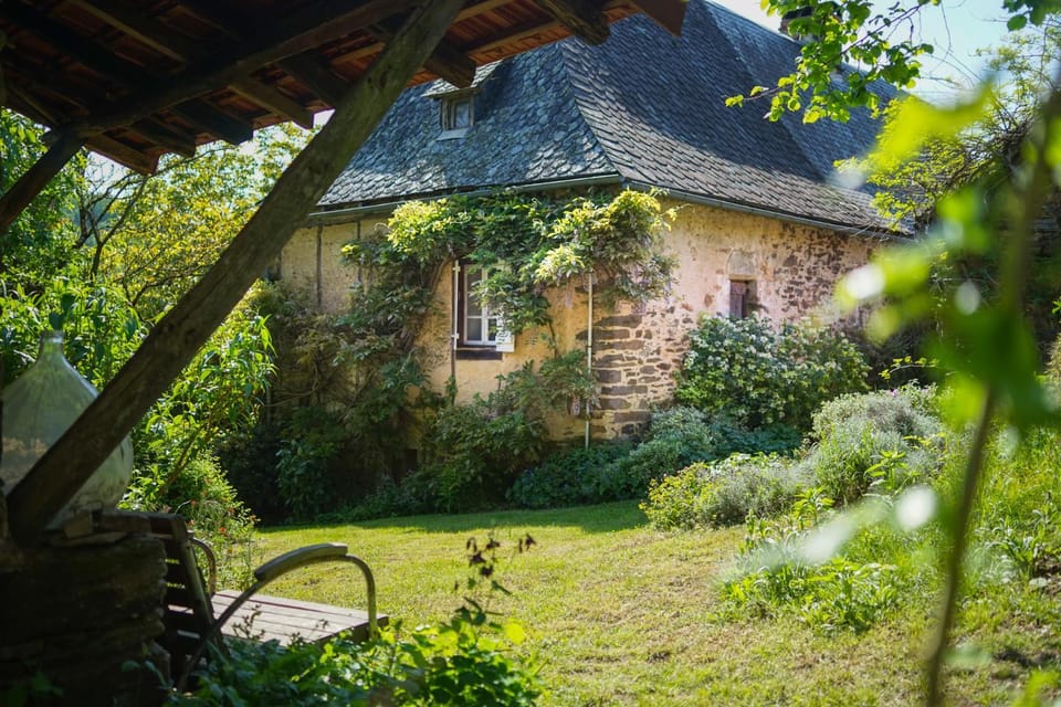 Property building, Garden