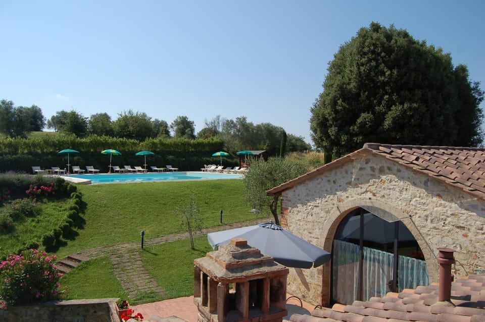 Property building, Garden view, Landmark view, Pool view
