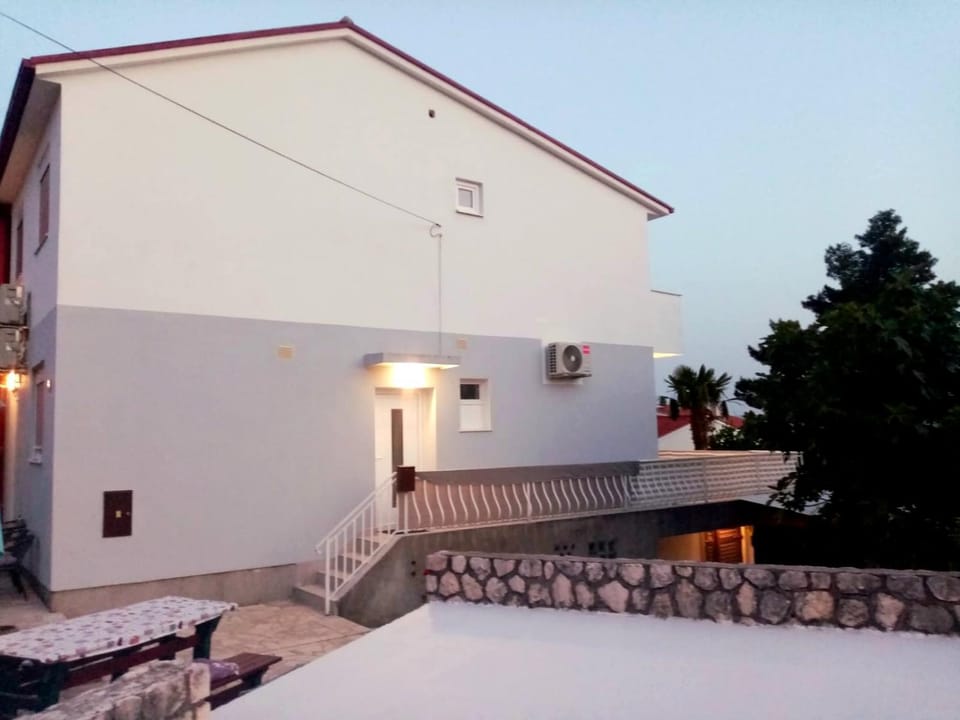 Villa Dora ##3 Apartment in Crikvenica