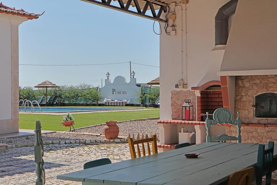 Patio, BBQ facilities