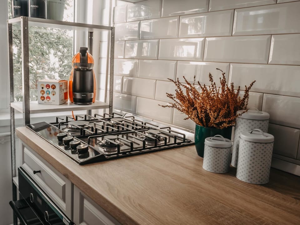 Coffee/tea facilities, Kitchen or kitchenette, Communal kitchen