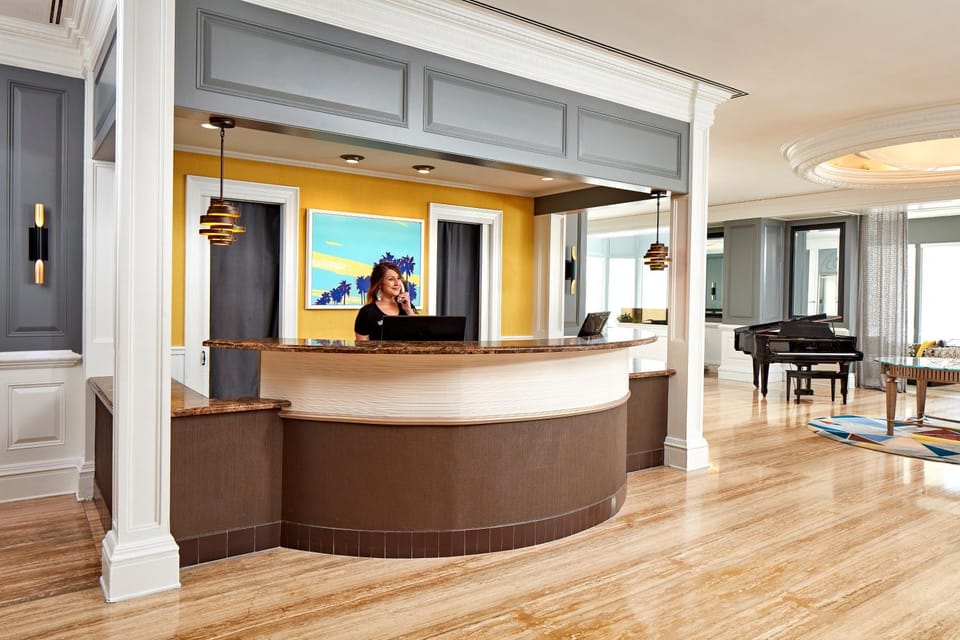 Staff, Lobby or reception