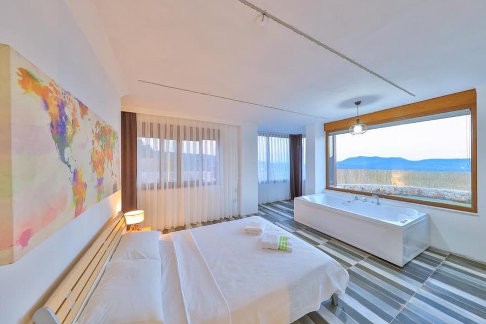 Natural landscape, Bedroom
