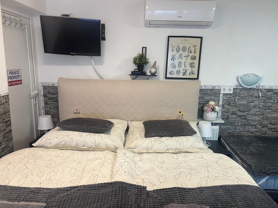 Green Lake Budapest Airport Apartments Apartment in Budapest