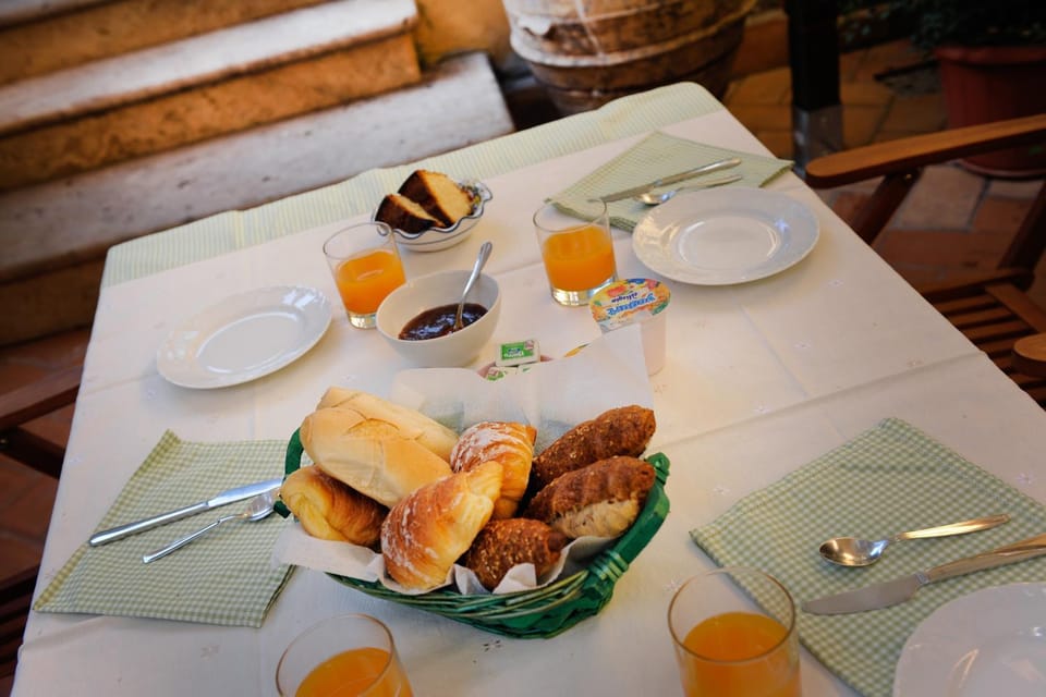 Food close-up, Coffee/tea facilities, Balcony/Terrace, Food