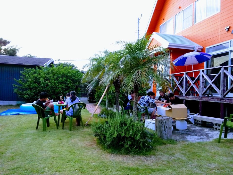 陽のあたる宿 サンセットパーム Resort in Japan