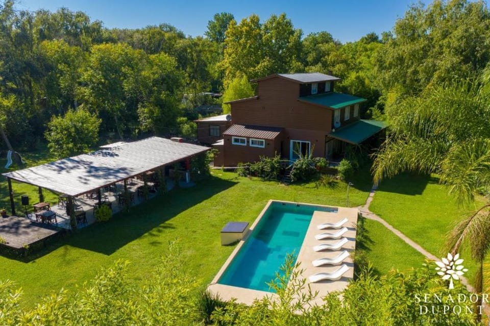 Senador Dupont - Posada Central & Casa Entera Country House in Rincón de Milberg