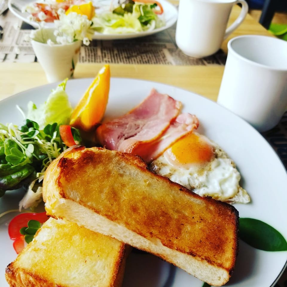 KAFUU guesthouse+cafe House in Japan