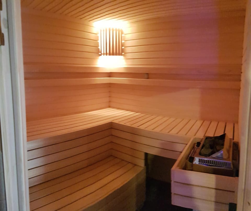 Sauna, Spa and wellness centre/facilities