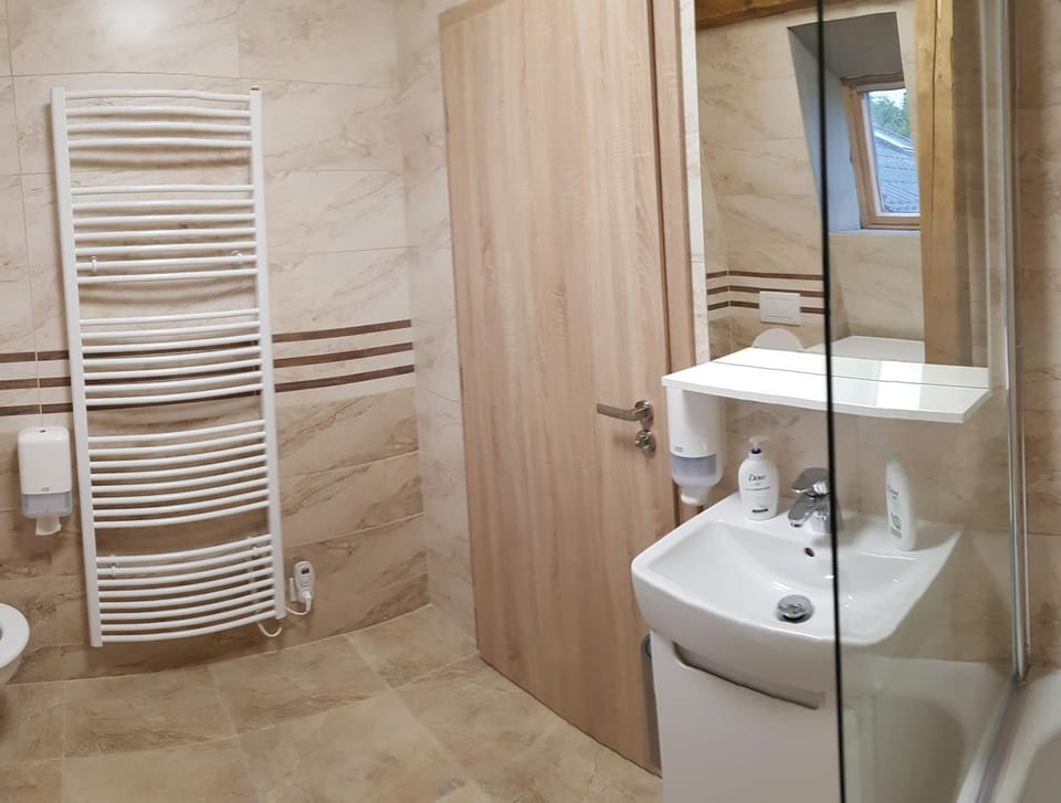 Bathroom, Bath