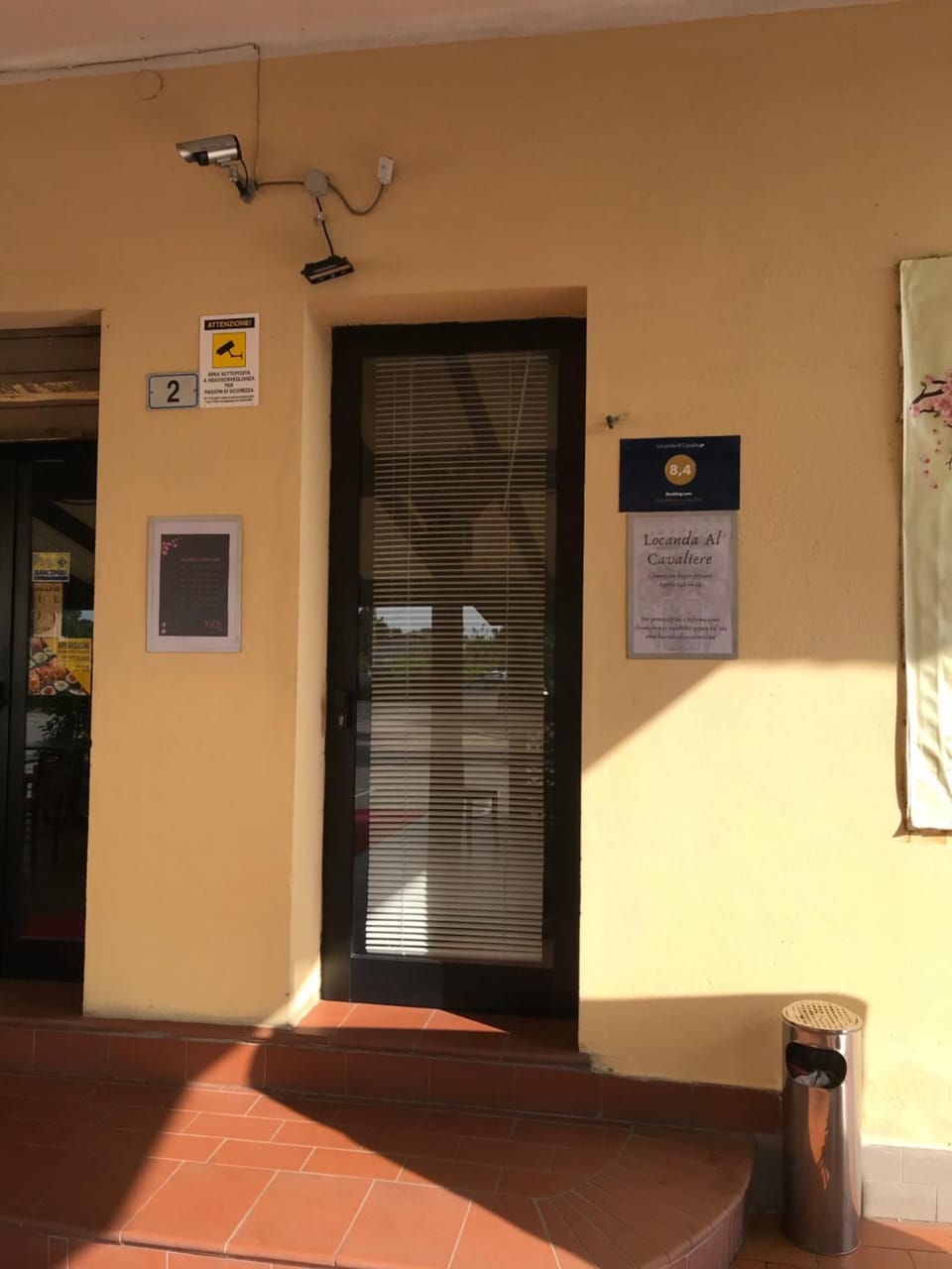 Facade/entrance