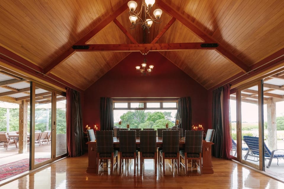 Dining area, Meeting/conference room