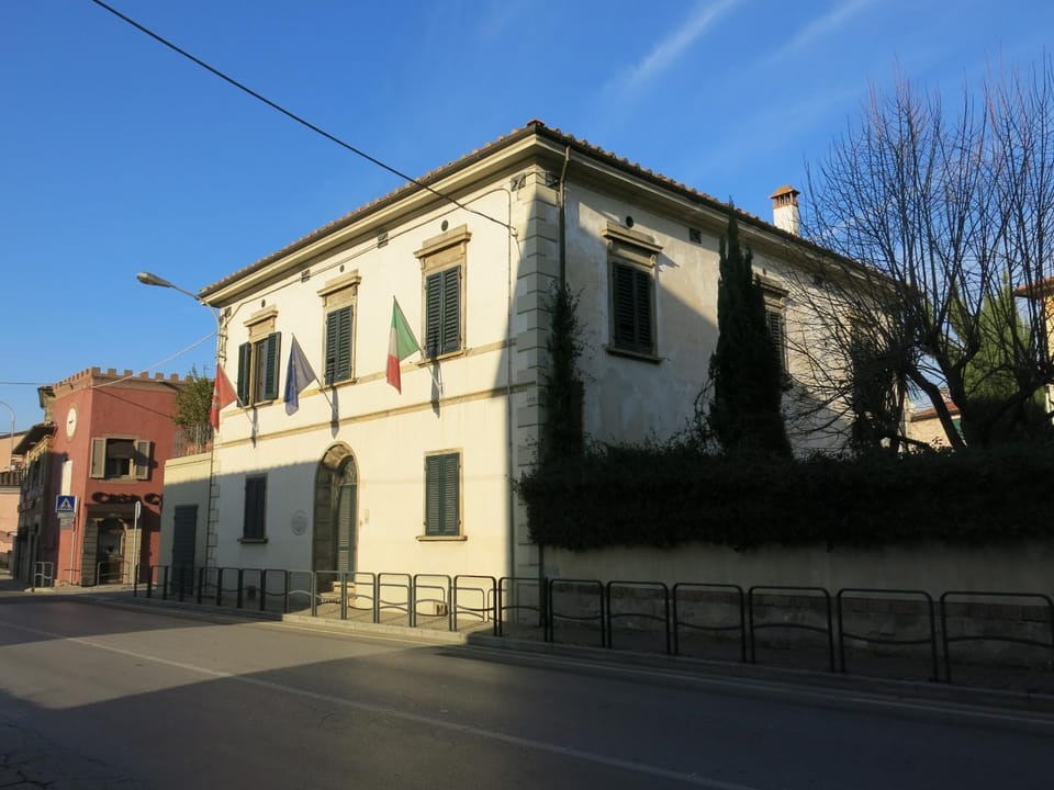 Property building, Street view