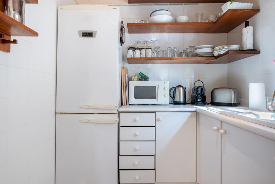 Kitchen or kitchenette, Living room