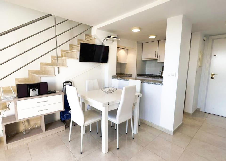 TV and multimedia, Kitchen or kitchenette, Living room, Dining area