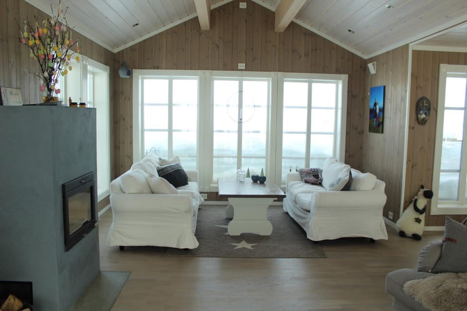 Torshaug 4 bedroom cabin Cabin in Viken, Norway