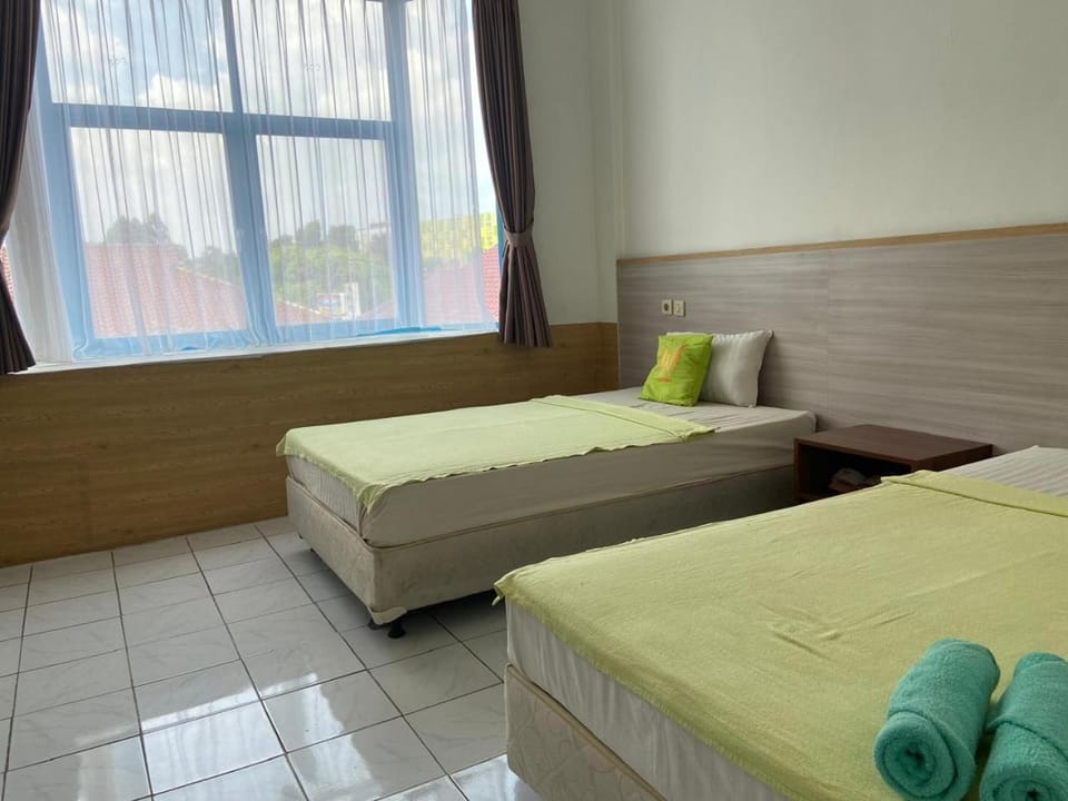 Hotel Huswah Airport Hotel in Jakarta