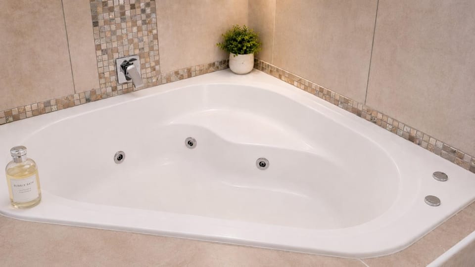 Bathroom, Public Bath, Bath