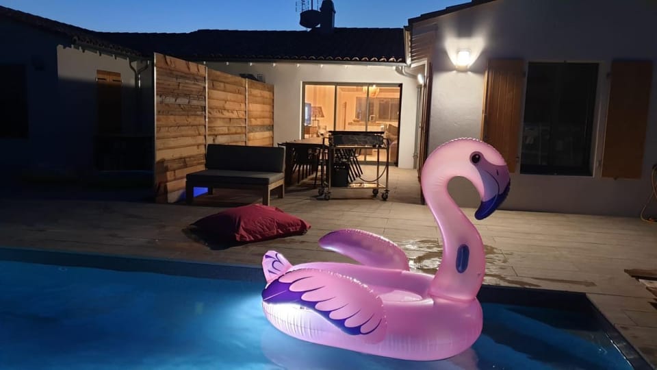 Patio, BBQ facilities, Garden, Swimming pool, Swimming pool