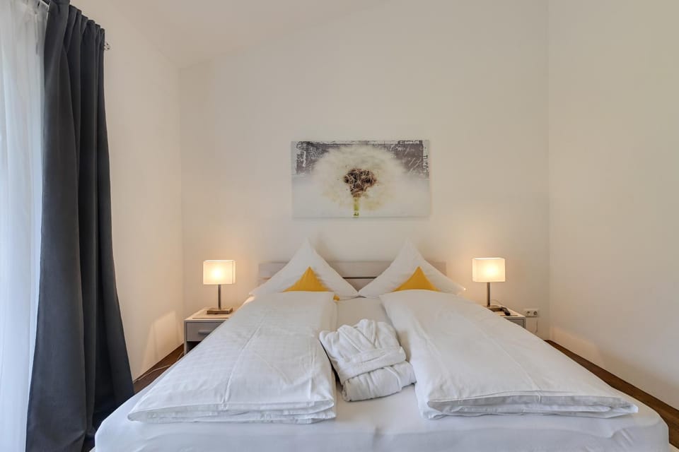 Living room, Bedroom