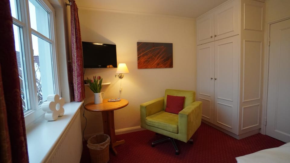 Pension Hilligenlei Zi 07 EZ Bed and Breakfast in Nordfriesland