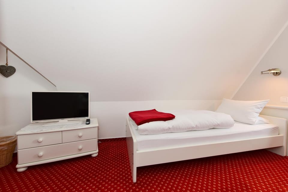 Pension Hilligenlei Zi 10 EZ Bed and Breakfast in Nordfriesland