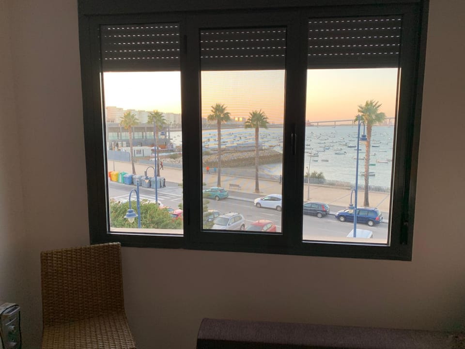 City view, Sea view, Street view