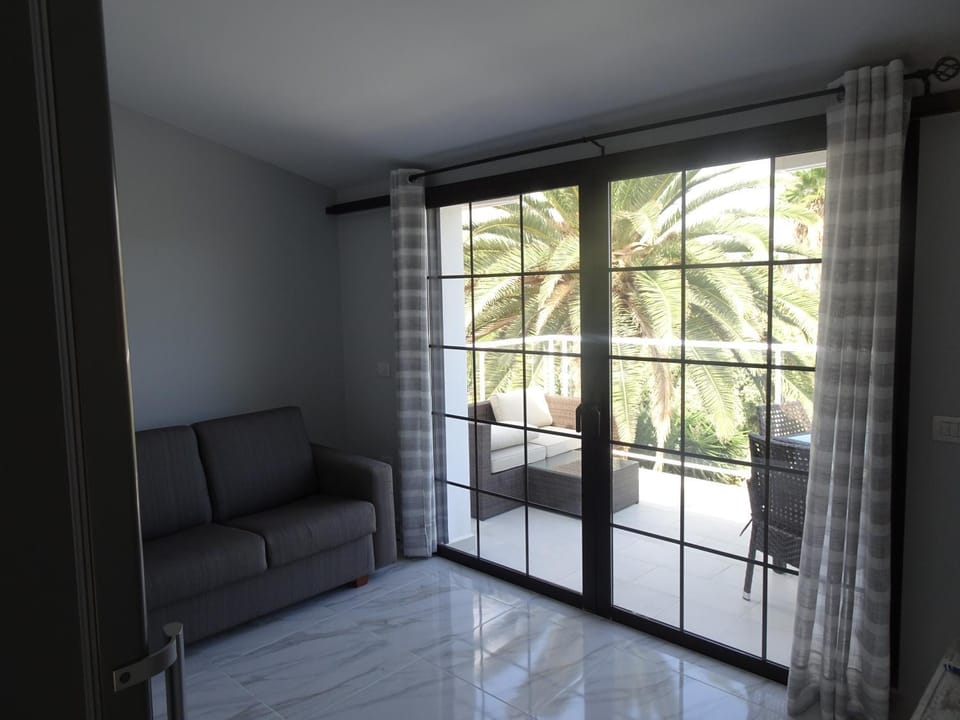 Appartamento Indipendente in Villa - Golf Del Sur Apartment in Abona