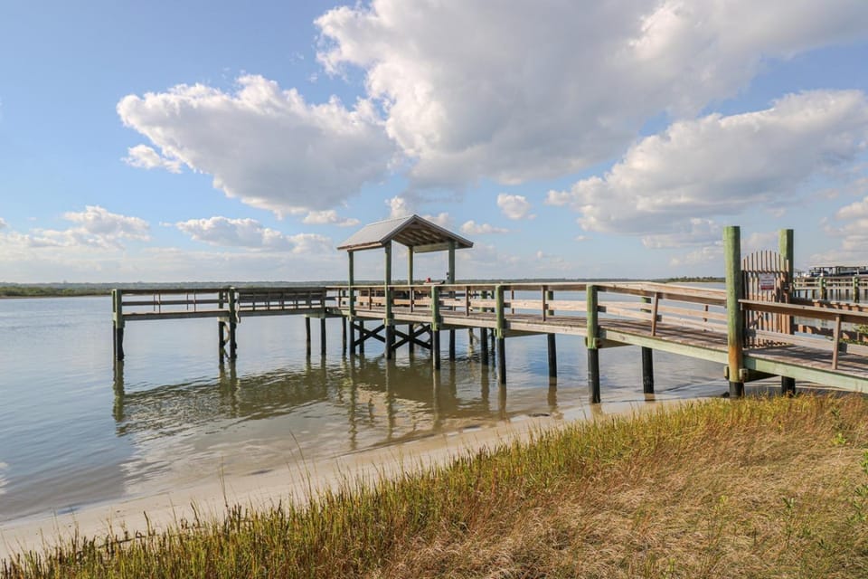 Windjammer 404 House in Crescent Beach