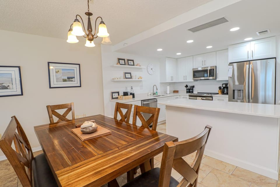 Sand Dollar 3-405 House in Crescent Beach