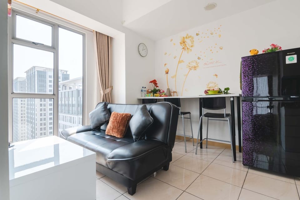 M-Town Residence 1 BR Comfy Tangerang Apartment in West Java