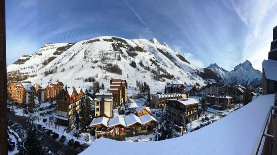 Skiing, City view, Mountain view