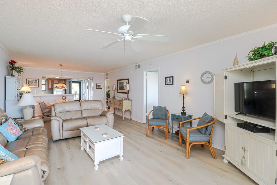 Island South 33 House in Saint Augustine Beach