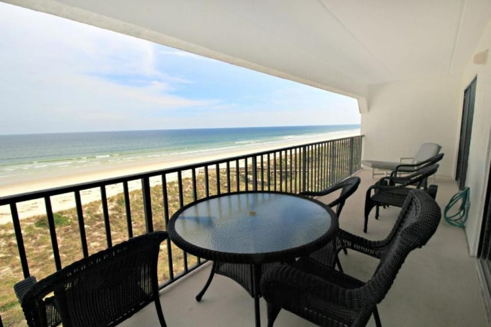 Windjammer 415 House in Crescent Beach