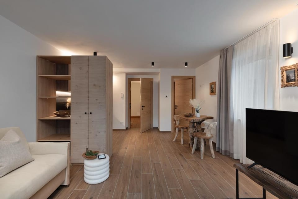 Living room, Seating area, Bedroom
