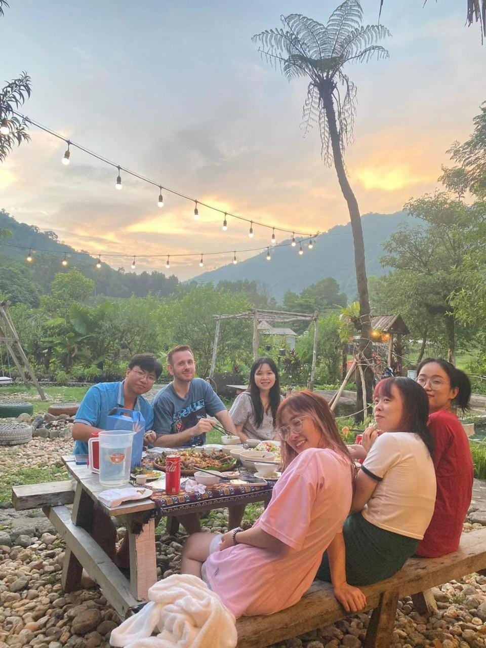 Spring, Day, People, Natural landscape, Guests, Mountain view, Sunrise