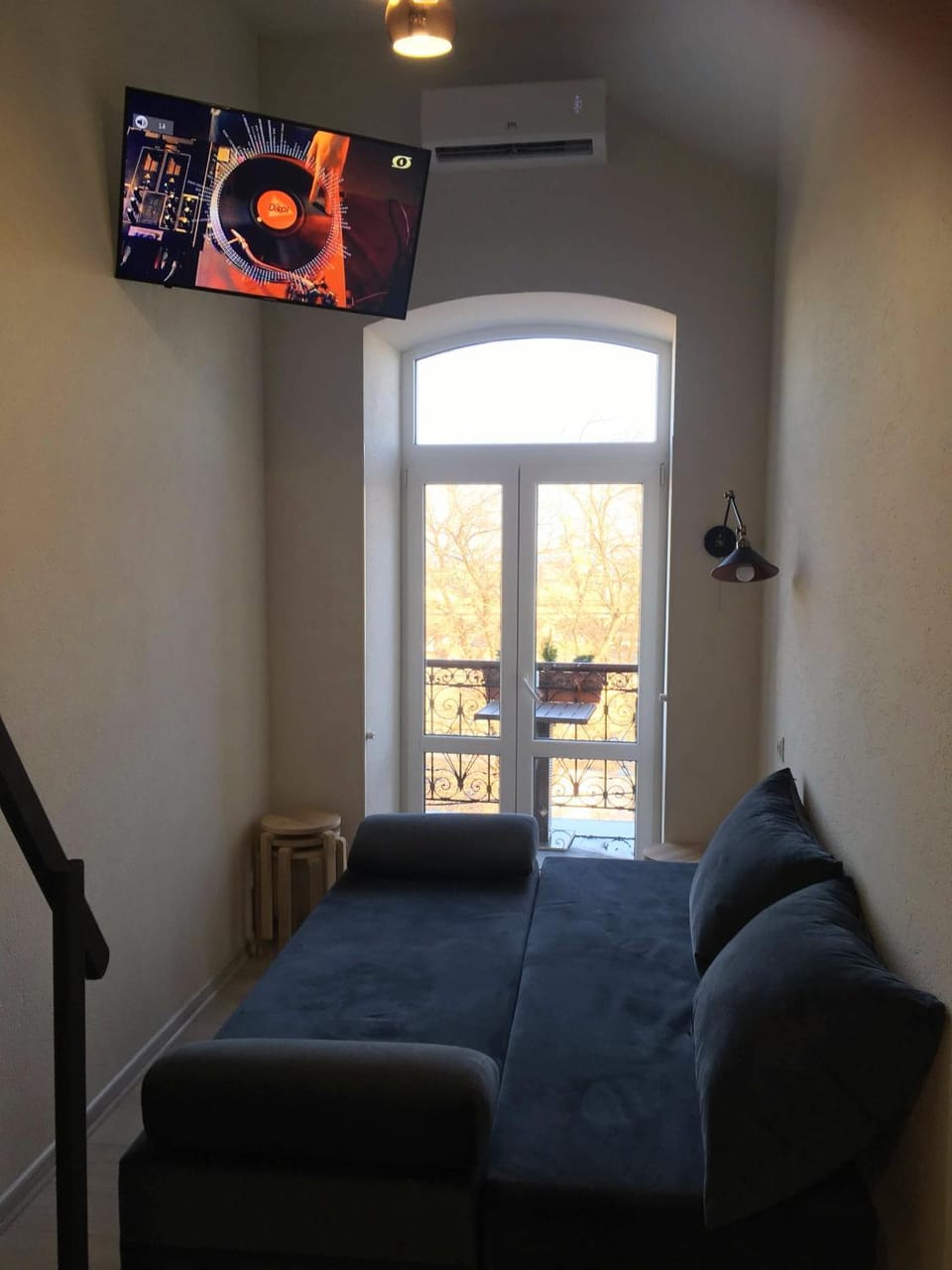 Bed, TV and multimedia