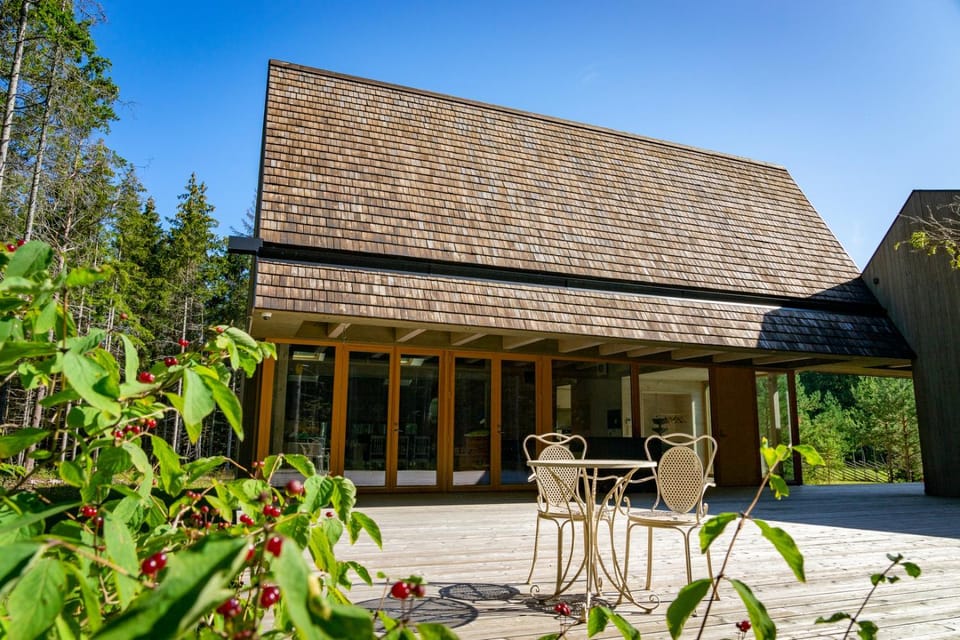 Property building, Patio, Facade/entrance
