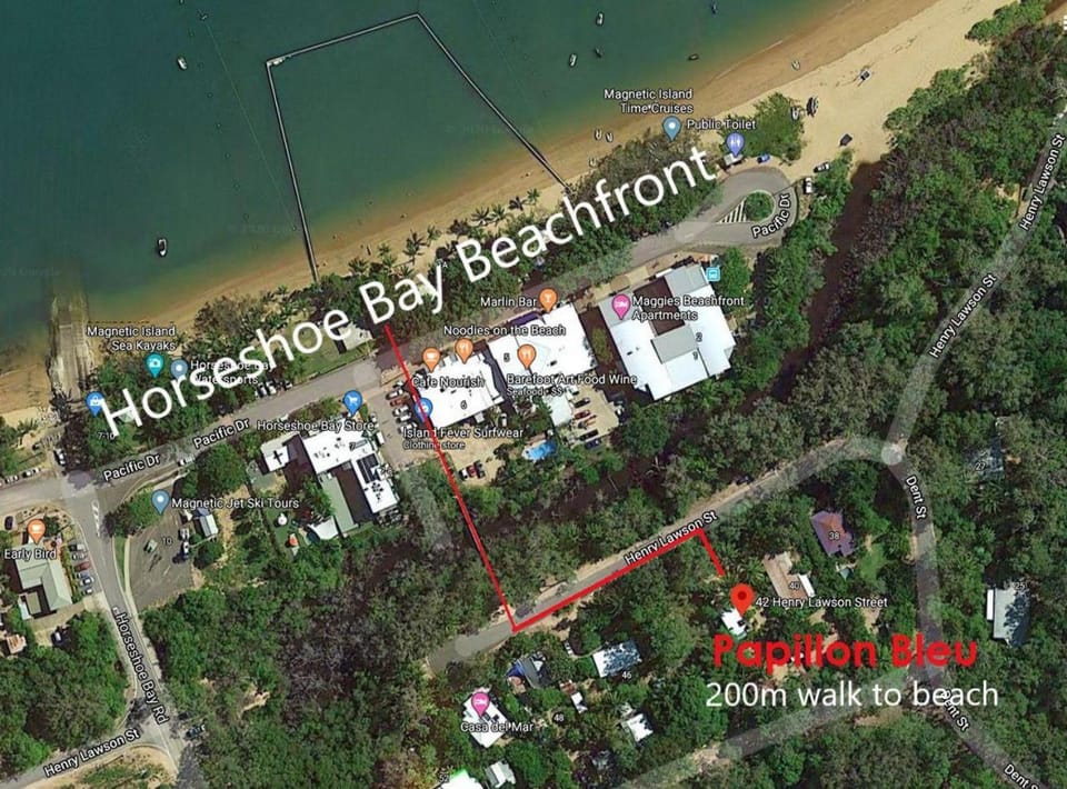 Papillon Bleu House in Florence Bay
