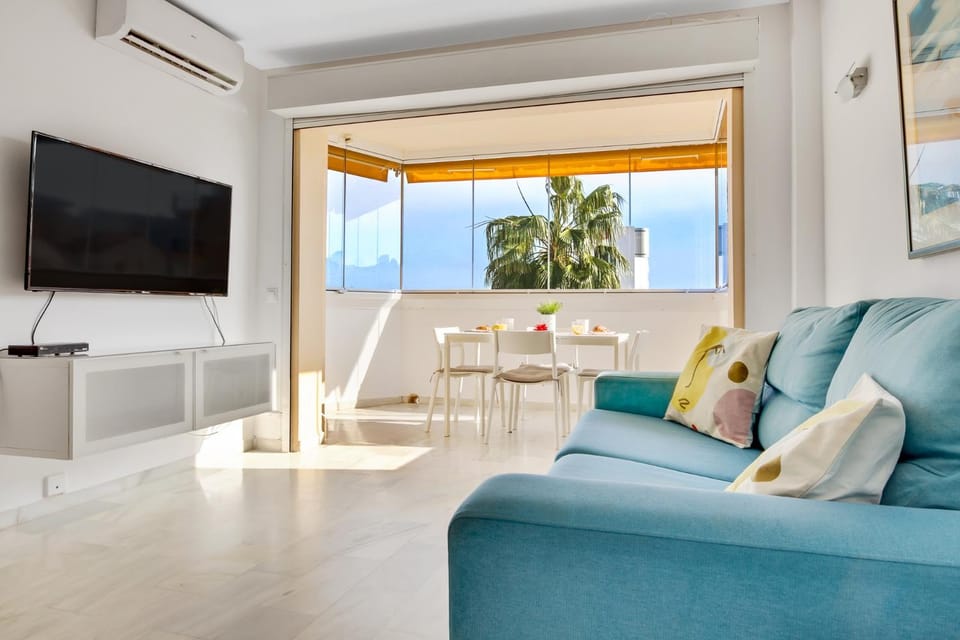 Erisa 59 By IVI Real Estate Apartment in Torremolinos