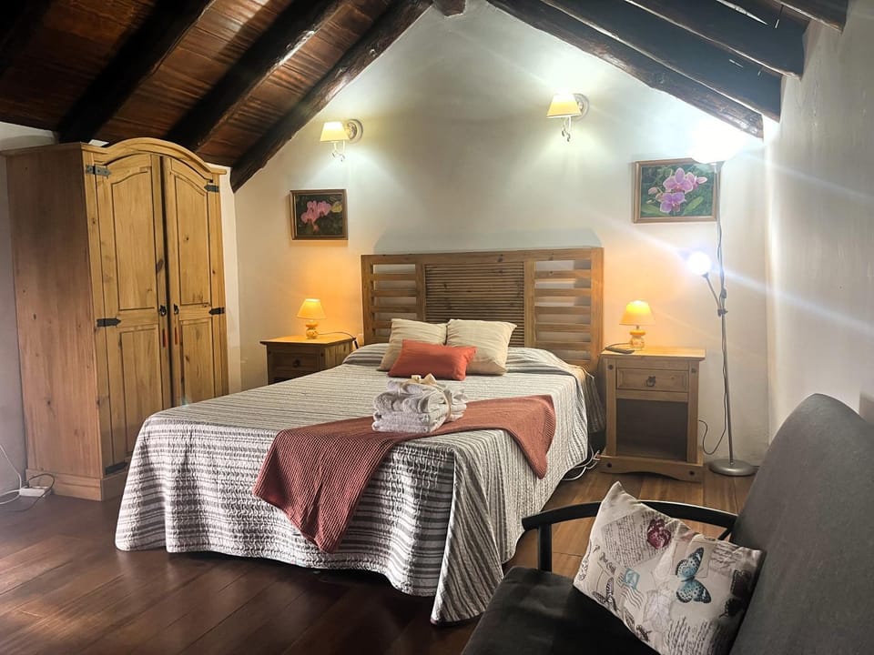 La Pestilla 2 - Stunning rustic house, El Hierro Country House in El Hierro