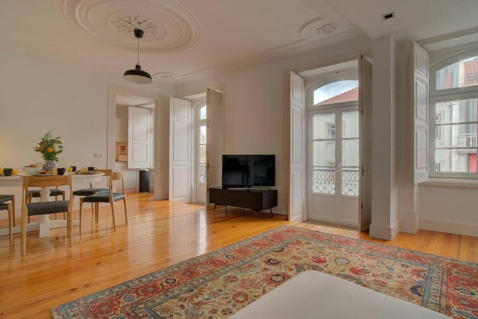 Tracey & Neill's Place in Principe Real Apartment in Lisbon